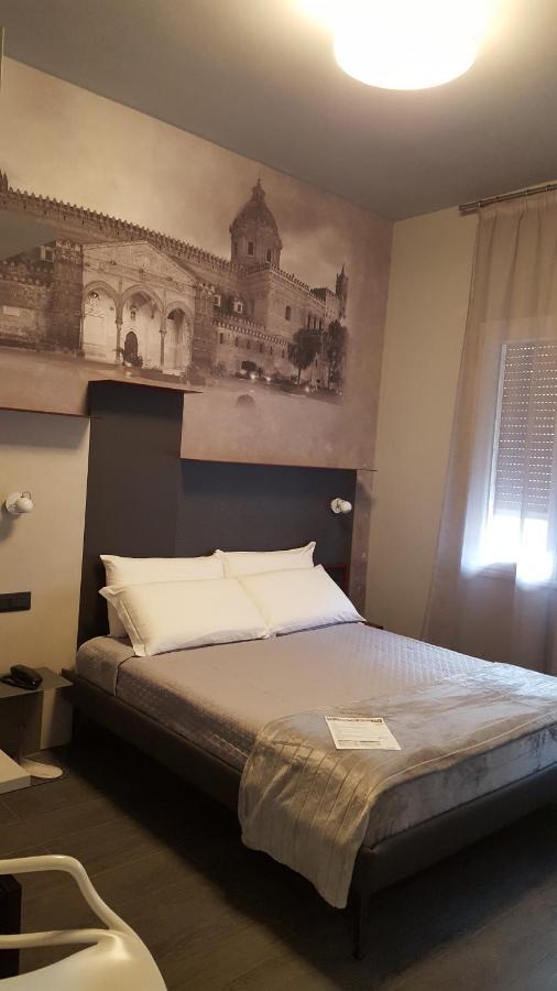 Alma Hotel Palermo Bagian luar foto
