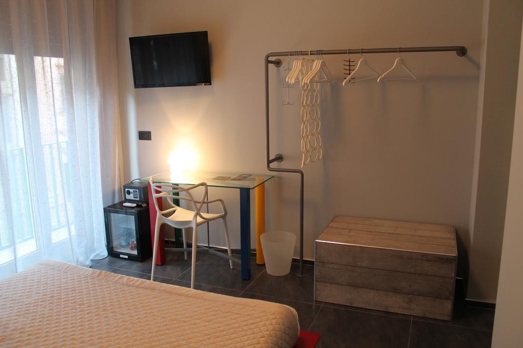 Alma Hotel Palermo Bagian luar foto